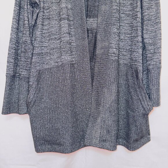 Chico's Black/Gray Long Sleeve Open Front Slouchy Cardigan Sweater size large - Picture 5 of 7